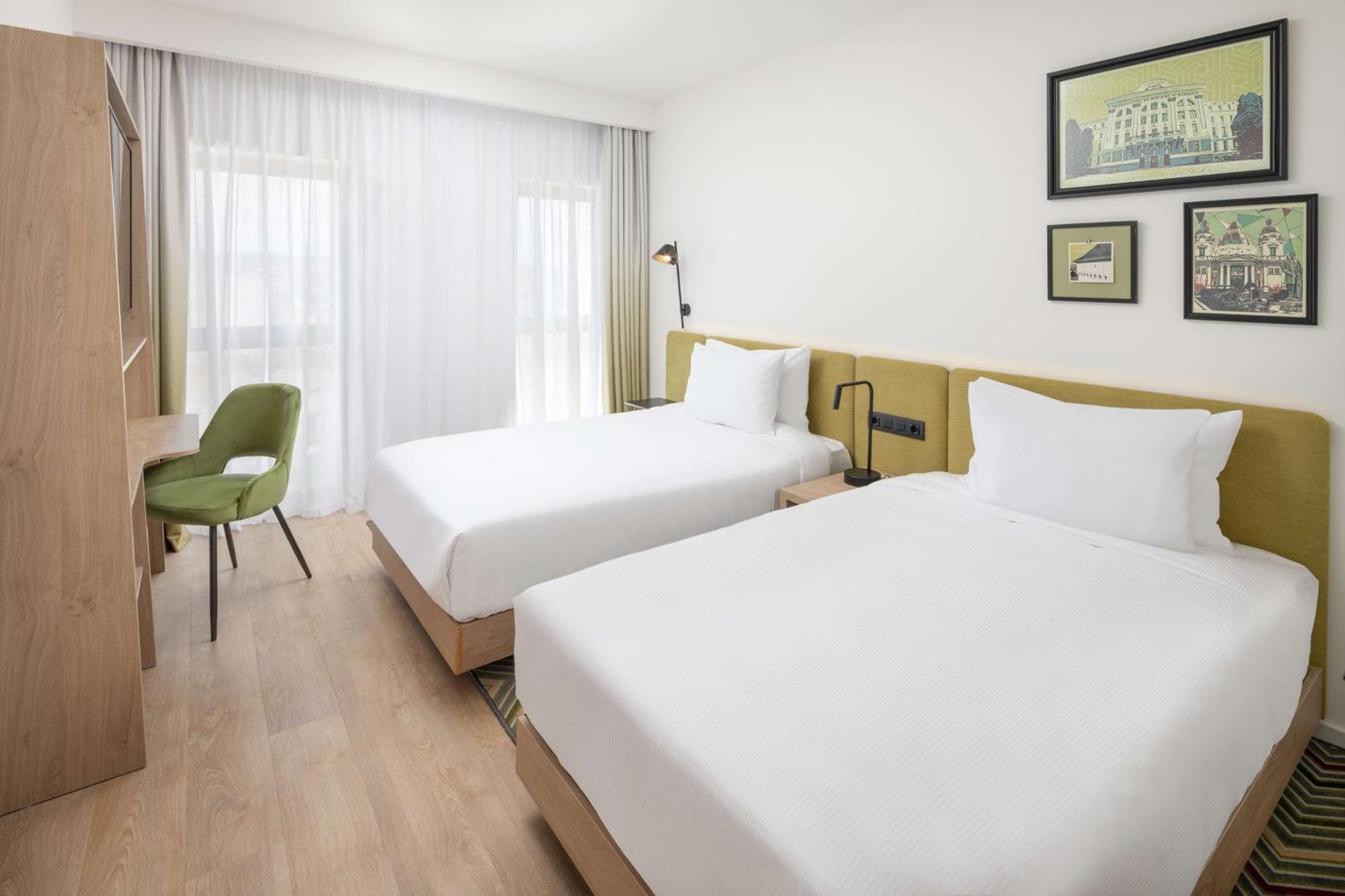 Hampton By Hilton Marosvásárhely Kültér fotó